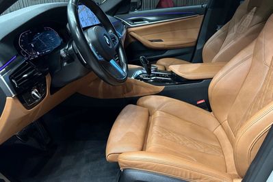 BMW Seria 5 520d xDrive mHEV M Sport sport-aut