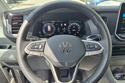 Volkswagen Crafter TDI L4H3 AT8