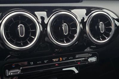 Mercedes CLA 200 d Progressive 8G-DCT