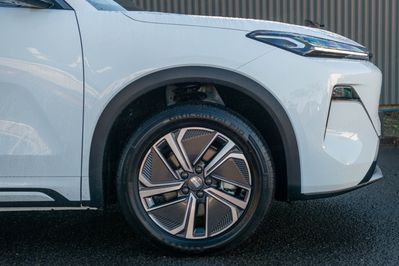 Geely Starray EM-i 1.5 PHEV Pro
