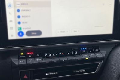 Toyota Camry Executive 2.5 Hybrid Dynamic Force