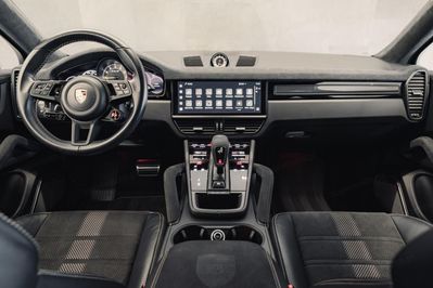 Porsche Cayenne Turbo GT