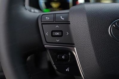 Toyota Camry Prestige 2.5 Hybrid Dynamic Force