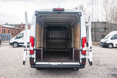 Peugeot Boxer Heavy L4H2 AT8