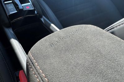 Alfa Romeo Junior Ibrida Intensa