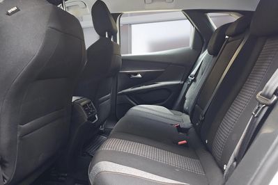 Peugeot 3008 1.2 PureTech Active Pack S&S EAT8