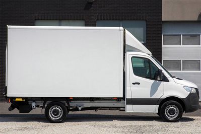 Mercedes Sprinter 316 Kontener + Winda