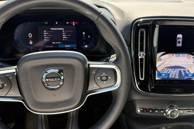 Volvo XC40 B3 Plus Dark