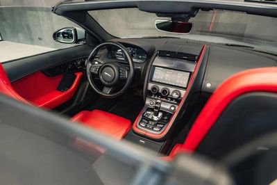 Jaguar F-Type V8 S/C R-Dynamic