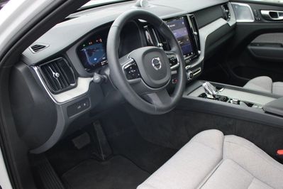 Volvo XC60 T6 Plug-In Hybrid AWD Ultra Bright