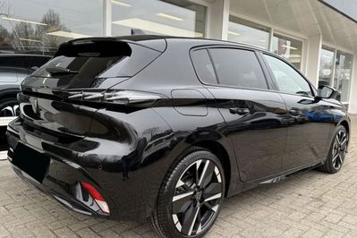 Peugeot 308 GT Exclusive S&S e-DCS6 1.2 mHEV
