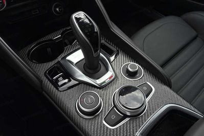 Alfa Romeo Giulia 2.9 Bi Turbo V6 Quadrifoglio