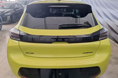 Peugeot 208 Allure e-DCS6  1.2 mHEV