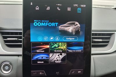 Renault Captur TECHNO 1.8 E-Tech Full Hybrid AT