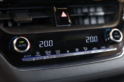 Toyota Corolla 1.8 Hybrid Active