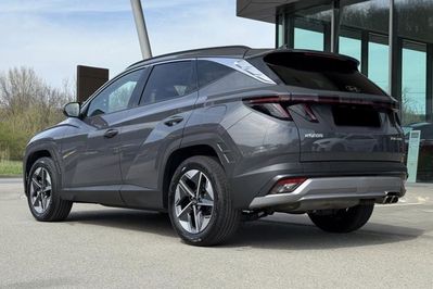 Hyundai Tucson 1.6 T-GDi HEV Executive 2WD aut