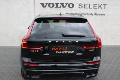 Volvo XC60 B5 B AWD Plus Dark aut