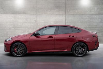 BMW Seria 2 220i mHEV aut