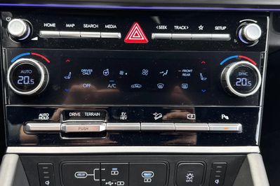 Hyundai Santa Fe 1.6 T-GDI PHEV Caligraphy 4WD aut 6os.