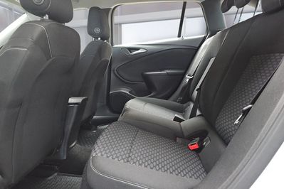 Opel Astra V 1.2 T Edition S&S