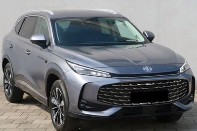 MG HS 1.5T HEV+ Excite aut