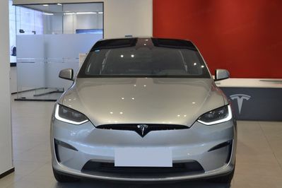 Tesla Model X AWD