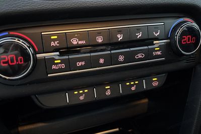 Kia ProCeed 1.6 T-GDI GT DCT