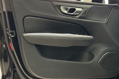 Volvo V60 T6 AWD Plug-In Hybrid Plus Bright aut