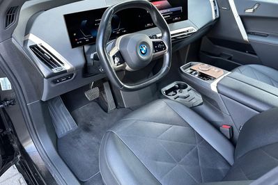 BMW iX xDrive40 76.6kWh Essence