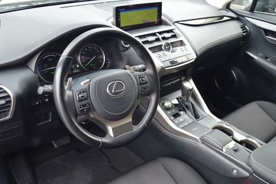 Lexus NX 300h