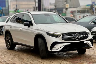 Mercedes GLC 200  4-Matic AMG Line