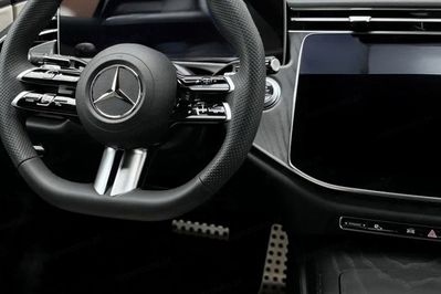 Mercedes Klasa E 200 4-Matic AMG