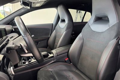 Mercedes CLA 200 AMG Line