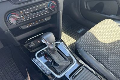 Kia Ceed 1.5 t-Gdi Tribute Dct