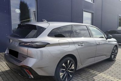 Peugeot 308 Allure S&S e-DCS6 1.2 mHEV