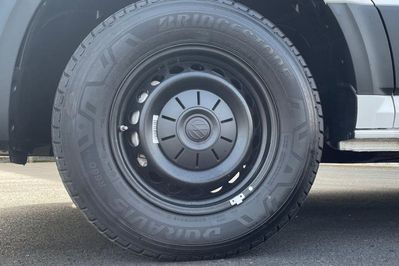 Volkswagen Crafter L4H3 8AT