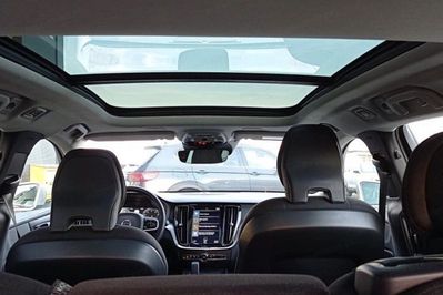 Volvo V60 Cross Country B5 B AWD Pro