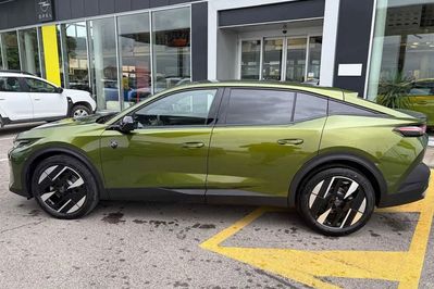 Peugeot 408 Business S&S e-DCS6 1.2 PureTech mHEV