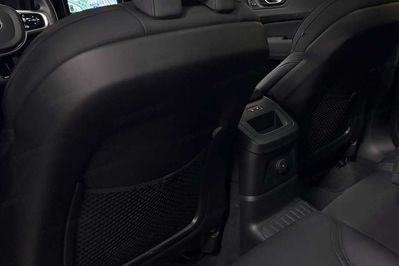 Volvo XC60 B5 AWD Ultra Dark