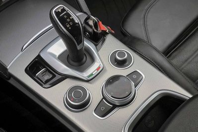 Alfa Romeo Stelvio Turbo Veloce Q4