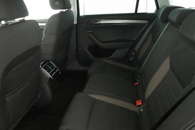 Skoda Superb 2.0 TSI 4x4 Scout DSG