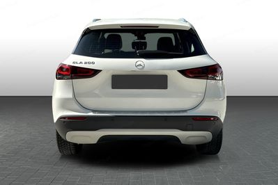 Mercedes GLA 200