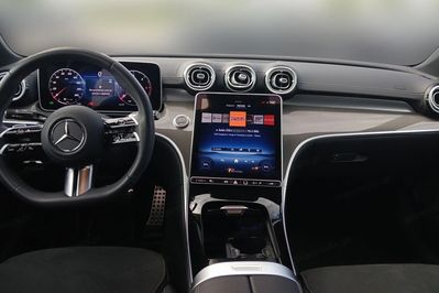 Mercedes Klasa C 220 d 4MATIC AMG Line