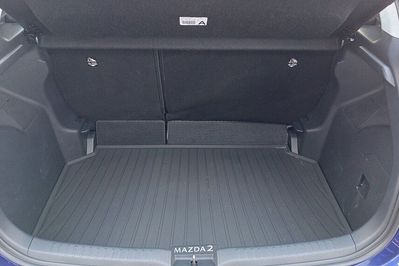 Mazda 2 Centre Line CVT