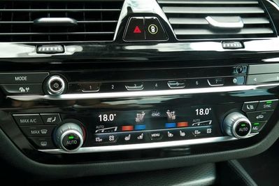 BMW Seria 5 540i xDrive M Sport sport-aut