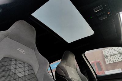 Volkswagen Golf VIII 2.0 TDI R-Line DSG