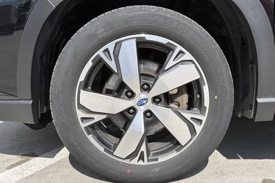 Subaru Forester 2.0i-L Platinum (EyeSight) Lineartronic