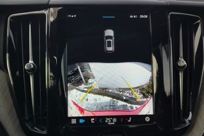 Volvo XC60 T6 Plug-In Hybrid AWD Plus Dark