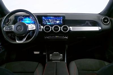 Mercedes GLB 200 4-Matic AMG Line 8G-DCT