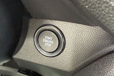 Dacia Jogger Expression 7-miejsc 1.8 Full Hybrid